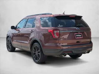 Ford Explorer 2018 XLT 4dr SUV