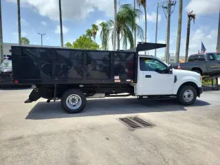 Ford F-350 Super Duty 2020 4x2 XL 2dr Regular Cab 145 in. WB DRW Chasis