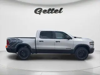Ram 1500 2025 4x4 Rebel 4dr Crew Cab 5.6 ft. SB Camioneta