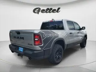 Ram 1500 2025 4x4 Rebel 4dr Crew Cab 5.6 ft. SB Camioneta