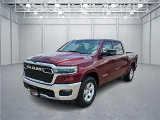 RAM 1500 2025 4x4 Big Horn 4 puertas Crew Cab 5.6 pies. SB Pickup