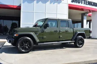 Jeep Gladiator 2023 4x4 Sport S 4dr Crew Cab 5.0 ft. SB
