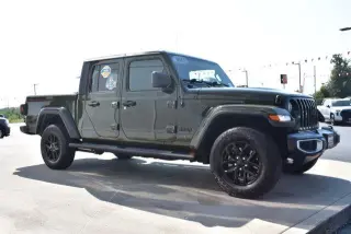 Jeep Gladiator 2023 4x4 Sport S 4dr Crew Cab 5.0 ft. SB