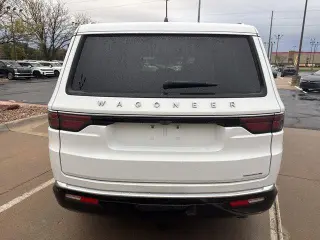 Jeep Wagoneer 2024 4x4 Serie II SUV 4 puertas