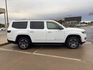 Jeep Wagoneer 2024 4x4 Serie II SUV 4 puertas