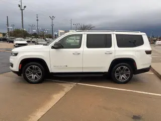 Jeep Wagoneer 2024 4x4 Serie II SUV 4 puertas