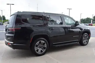 Jeep Wagoneer 2024 4x4 Serie II 4p SUV