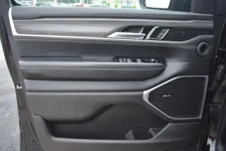 Jeep Wagoneer 2024 4x4 Serie II 4p SUV