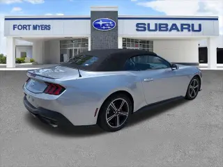 Ford Mustang 2024 EcoBoost 2 puertas Convertible