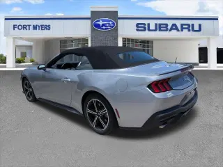 Ford Mustang 2024 EcoBoost 2 puertas Convertible