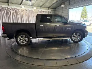 Ram 1500 2017 4x2 Big Horn 4p Puerta Cabina Tripulacion Grande 5.5 ft. SB Pickup
