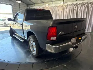 Ram 1500 2017 4x2 Big Horn 4p Puerta Cabina Tripulacion Grande 5.5 ft. SB Pickup