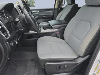 Ram 1500 2020 4x4 Big Horn 4p Cab de Tripulación 5.6 ft. SB Pickup
