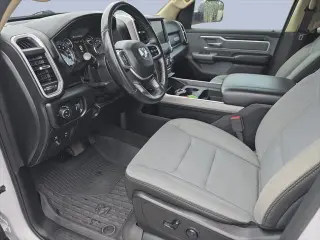 Ram 1500 2020 4x4 Big Horn 4p Cab de Tripulación 5.6 ft. SB Pickup