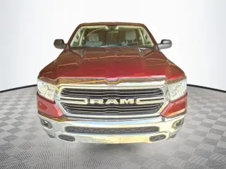 Ram 1500 2020 4x4 Big Horn 4 puertas Crew Cab 5.6 pies de bateo Pickup