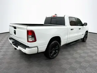 Ram 1500 2024 4x2 Big Horn 4dr Crew Cab 6.4 ft. SB Pickup