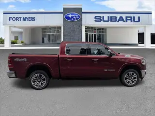 Ram 1500 2019 4x4 Laramie Longhorn 4p Puerta Cabina Tripulacion 5.6 ft. SB Camioneta