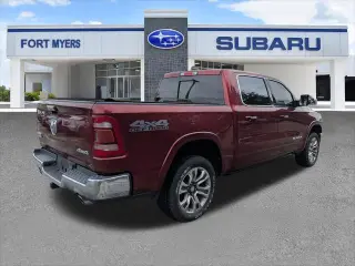 Ram 1500 2019 4x4 Laramie Longhorn 4p Puerta Cabina Tripulacion 5.6 ft. SB Camioneta