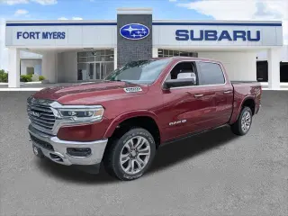 Ram 1500 2019 4x4 Laramie Longhorn 4p Puerta Cabina Tripulacion 5.6 ft. SB Camioneta