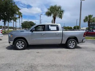 Ram 1500 2024 4x4 Laramie 4dr Crew Cab 5.6 ft. SB Pickup