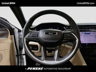 Jeep Grand Cherokee L 2024 4x4 Limited SUV de 4 puertas