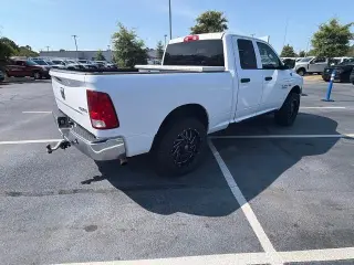 Ram 1500 2016 4x4 Express Flota 4dr Quad Cab 6.3 ft. CP Camión con caja estándar