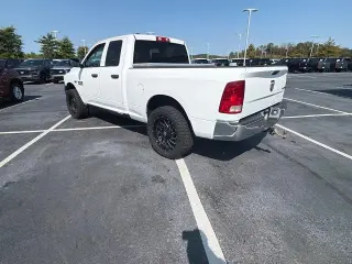 Ram 1500 2016 4x4 Express Flota 4dr Quad Cab 6.3 ft. CP Camión con caja estándar