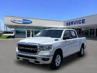 Ram 1500 2022 4x2 Big Horn 4p Cab de Tripulación 5.6 ft. SB Pickup