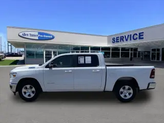 Ram 1500 2022 4x2 Big Horn 4p Cab de Tripulación 5.6 ft. SB Pickup