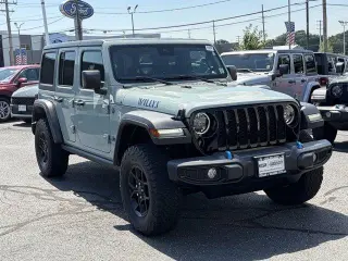 Jeep Wrangler 2024 4x4 Willys 4xe SUV de 4 puertas