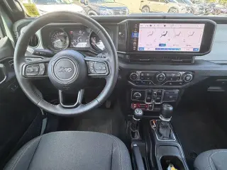 Jeep Wrangler 2024 4x4 Willys 4xe SUV de 4 puertas