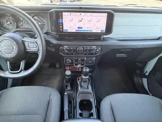 Jeep Wrangler 2024 4x4 Willys 4xe SUV de 4 puertas