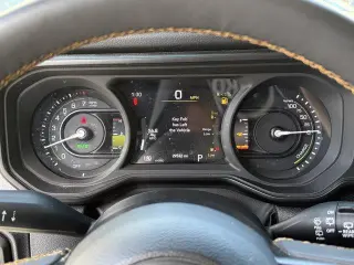Jeep Wrangler 2024 4x4 Willys 4xe SUV de 4 puertas