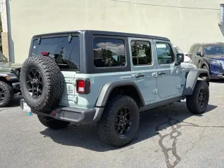 Jeep Wrangler 2024 4x4 Willys 4xe SUV de 4 puertas