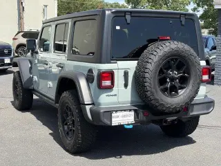 Jeep Wrangler 2024 4x4 Willys 4xe SUV de 4 puertas