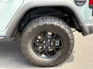 Jeep Wrangler 2024 4x4 Willys 4xe SUV de 4 puertas