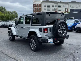 Jeep Wrangler 2024 4x4 Willys 4xe 4p SUV