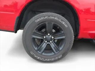 Ram 1500 2018 4x4 Night 4dr Crew Cab 5.5 ft. SB Pickup