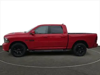 Ram 1500 2018 4x4 Night 4dr Crew Cab 5.5 ft. SB Pickup