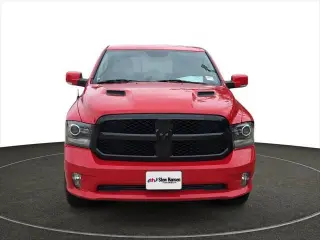 Ram 1500 2018 4x4 Night 4dr Crew Cab 5.5 ft. SB Pickup