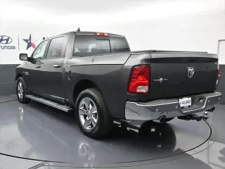 Ram 1500 2017 4x2 Lone Star 4p Crew Cab 5.5 ft. SB Pickup