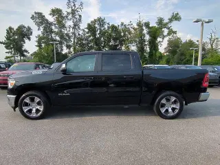 Ram 1500 2024 4x2 Laramie 4dr Crew Cab 5.6 ft. SB Pickup
