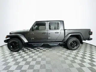 Jeep Gladiator 2024 4x4 Willys 4dr Crew Cab 5.0 ft. SB