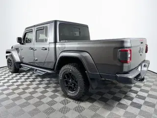 Jeep Gladiator 2024 4x4 Willys 4dr Crew Cab 5.0 ft. SB