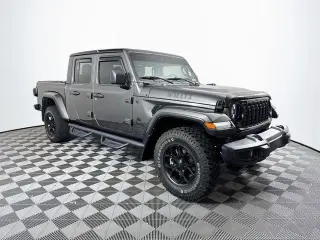 Jeep Gladiator 2024 4x4 Willys 4dr Crew Cab 5.0 ft. SB