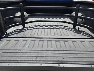 Ram 1500 2017 4x2 Sport 4dr Quad Cab 6.3 pies SB Pick Up