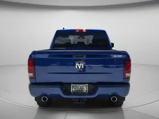 Ram 1500 2017 4x2 Sport 4dr Quad Cab 6.3 pies SB Pick Up