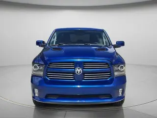 Ram 1500 2017 4x2 Sport 4dr Quad Cab 6.3 pies SB Pick Up