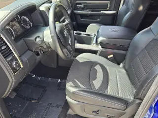 Ram 1500 2017 4x2 Sport 4dr Quad Cab 6.3 pies SB Pick Up