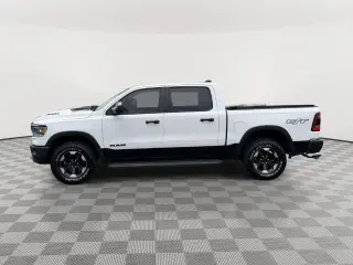 Ram 1500 2023 4x4 Rebel cabina ampliada de 4 puertas pickup con cama de 1,7 m